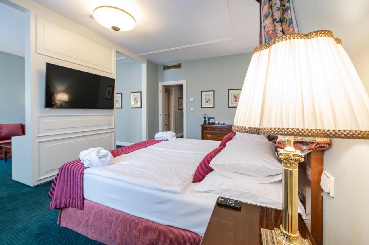 Hotel Liberty Prague Ngoại thất bức ảnh