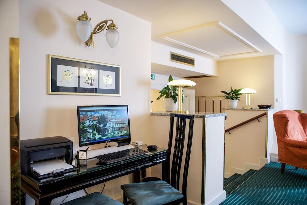Hotel Liberty Prague Ngoại thất bức ảnh