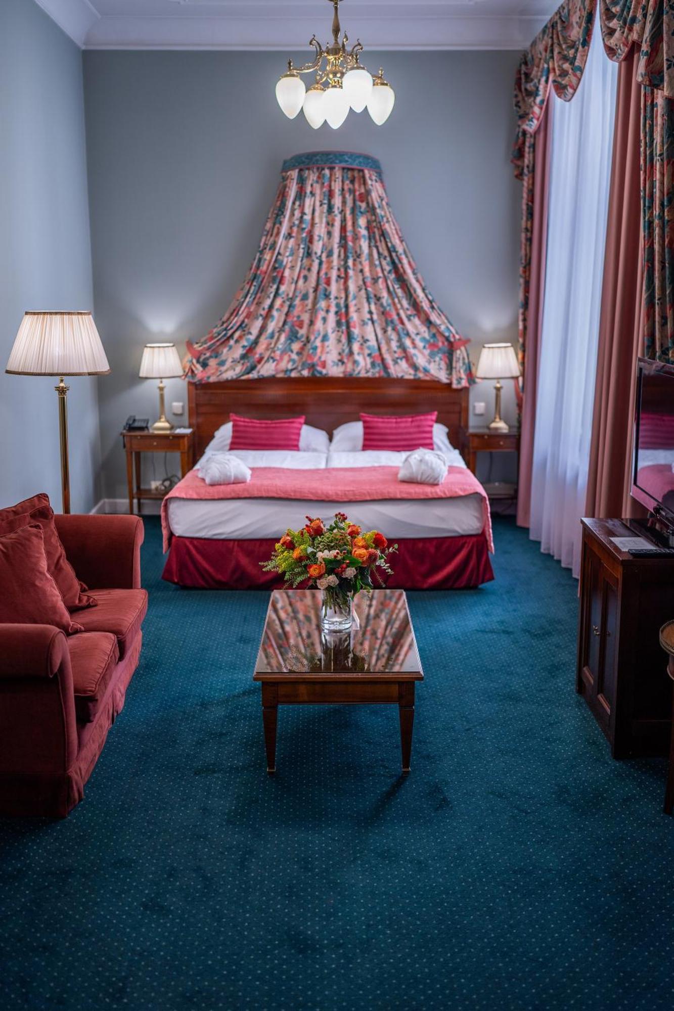 Hotel Liberty Prague Ngoại thất bức ảnh