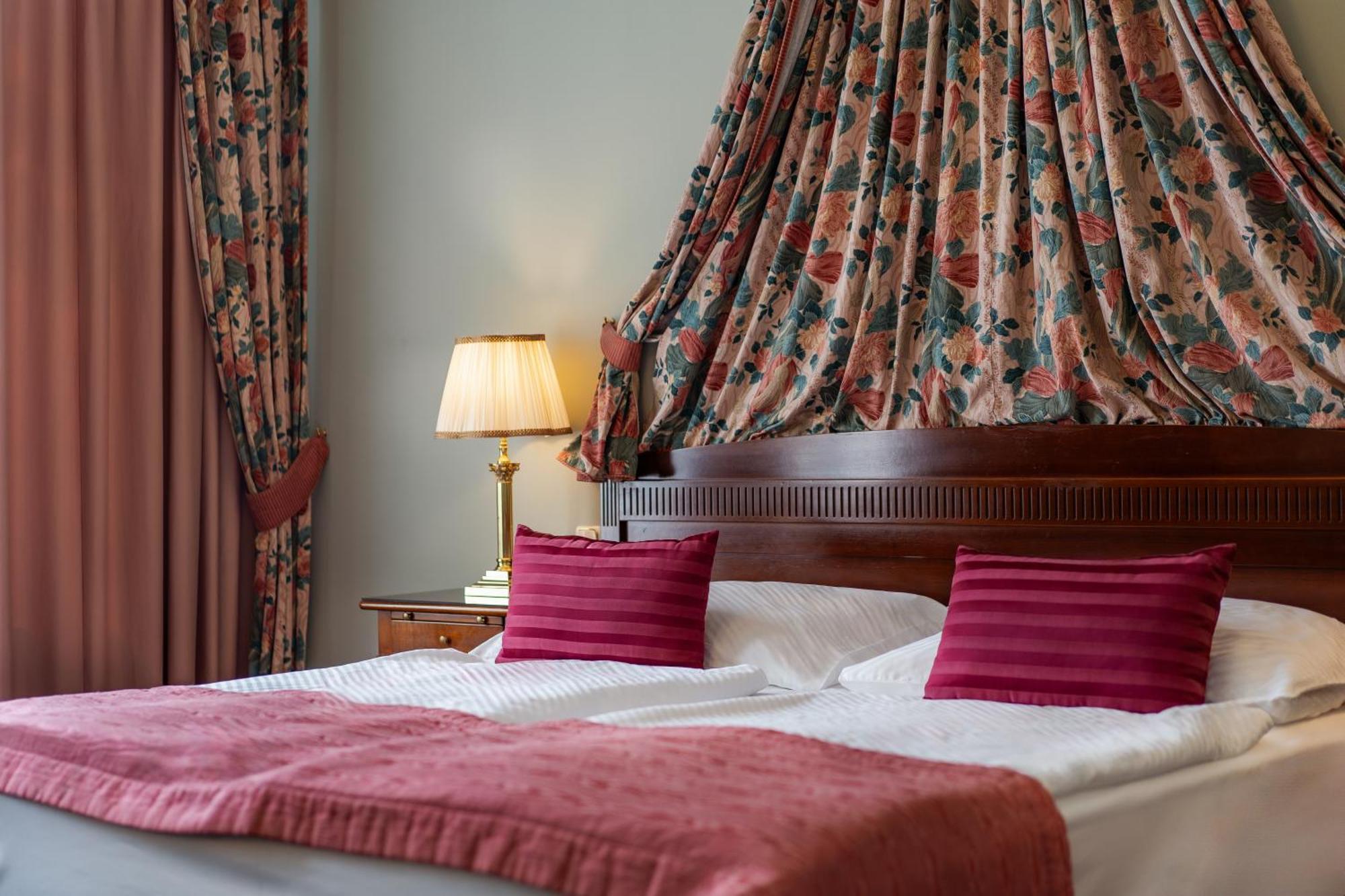 Hotel Liberty Prague Ngoại thất bức ảnh